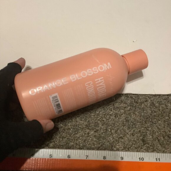 Aromasfields Hydrating Conditioner Orange Blossom 16.9 Fl Oz Tame Frizz Flyaways - Picture 4 of 5
